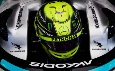 Hamilton: casco giallo per il 2022